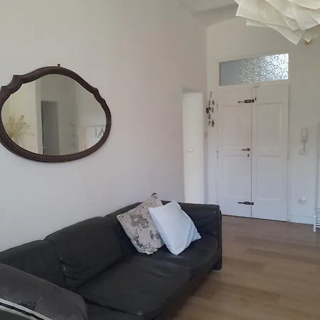 Perusia Πανσιόν